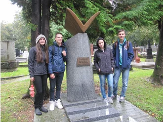 Literárno-dejepisná exkurzia Literárno-dejepisná exkurzia